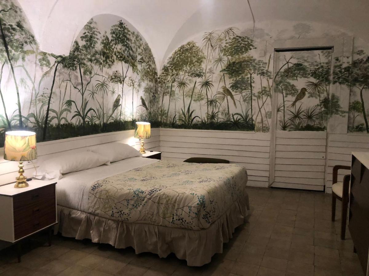 Apartamentos Tukasa Vintage Caces Esterno foto